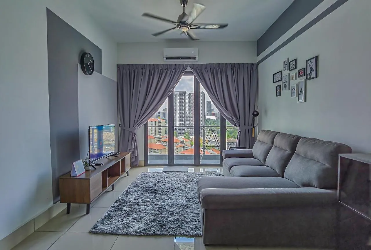 شقة Lovely 2 Bedroom W Pool For 6 Pax - Chan Sow Lin كوالالمبور