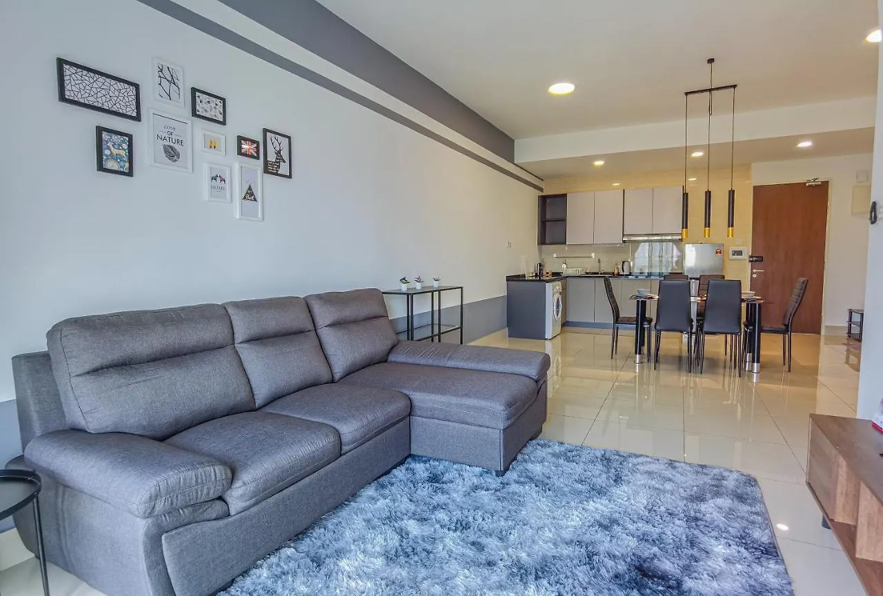 Lovely 2 Bedroom W Pool For 6 Pax - Chan Sow Lin كوالالمبور شقة