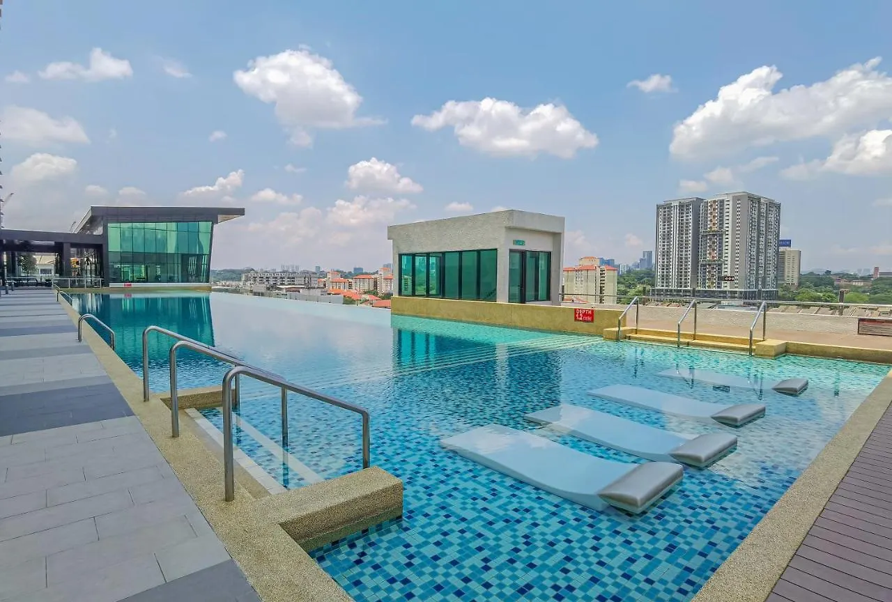 شقة Lovely 2 Bedroom W Pool For 6 Pax - Chan Sow Lin كوالالمبور